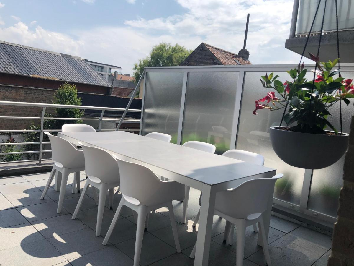 Gezellig appartement op 400m van zee Oostende-Mariakerke Bad Buitenkant foto